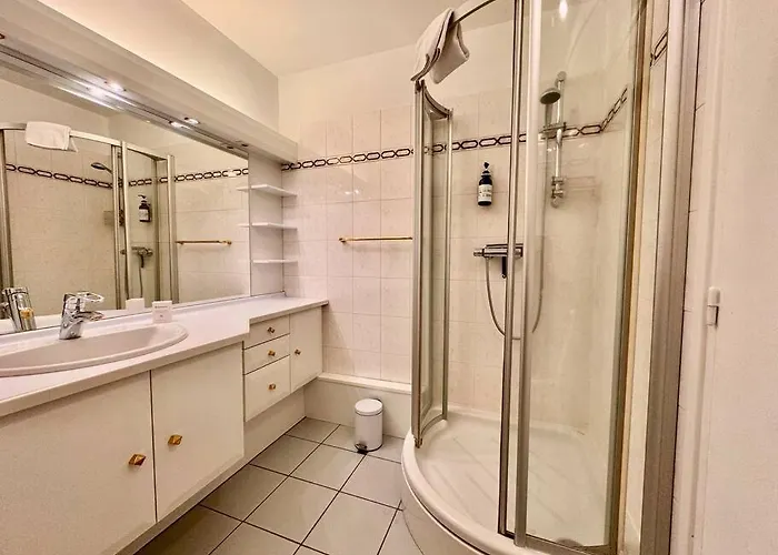 Апартаменты F3 Plein Coeur Centre Fd Avec Parking Montrognon Клермон-Ферран